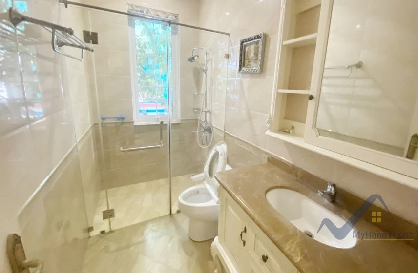 Xem ảnh 5: Ảnh 5: Thuê biệt thự Hoa Sữa Vinhomes Riverside full đồ, tầng hầm