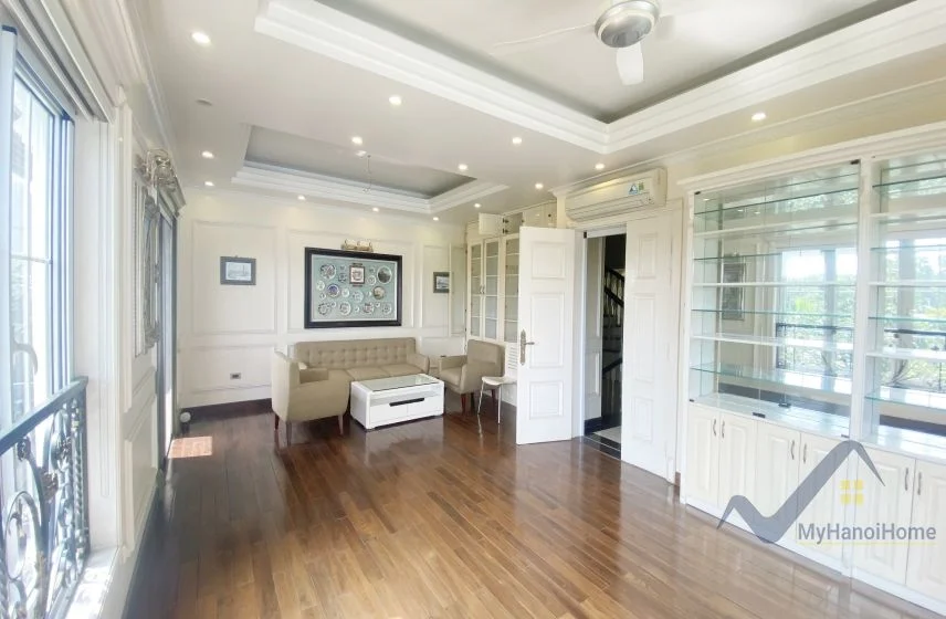 Xem ảnh 7: Ảnh 7: Thuê biệt thự Hoa Sữa Vinhomes Riverside full đồ, tầng hầm