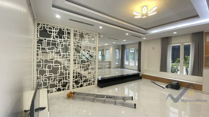 Xem ảnh 2: Ảnh 2: Thuê biệt thự song lập đầy đủ đồ Vinhomes Riverside, 4PN có sông