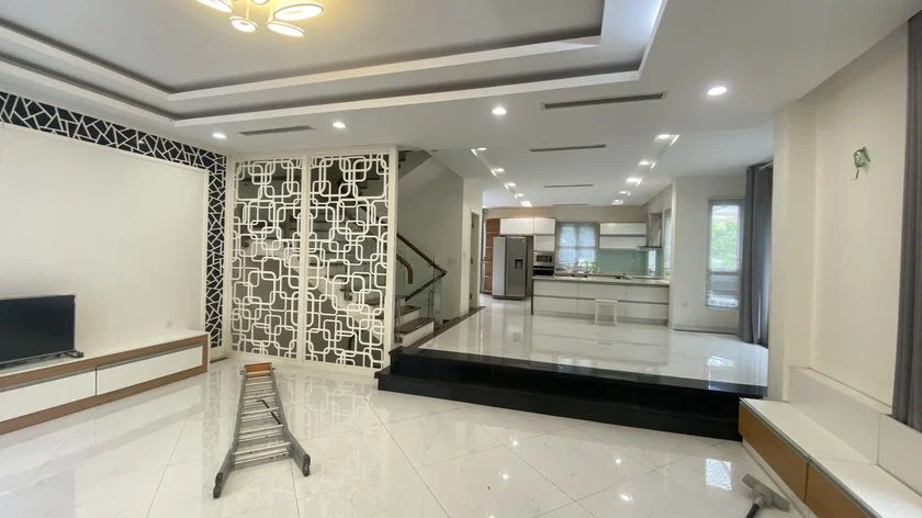 Xem ảnh 3: Ảnh 3: Thuê biệt thự song lập đầy đủ đồ Vinhomes Riverside, 4PN có sông