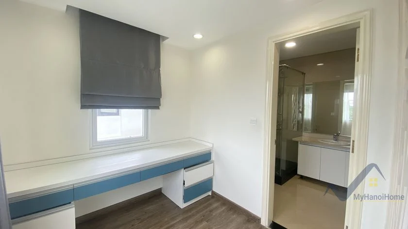 Xem ảnh 19: Ảnh 19: Thuê biệt thự song lập đầy đủ đồ Vinhomes Riverside, 4PN có sông