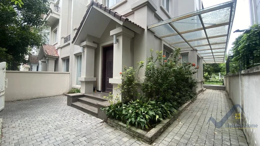 Xem ảnh 25: Ảnh 25: Thuê biệt thự song lập đầy đủ đồ Vinhomes Riverside, 4PN có sông