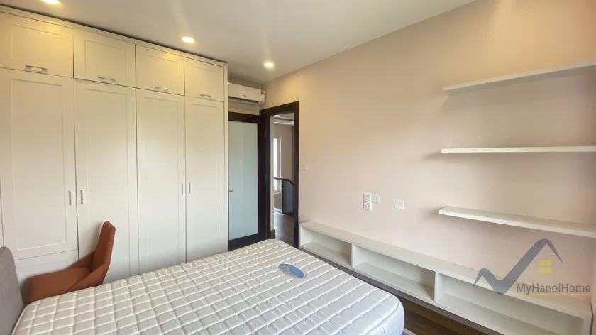 Xem ảnh 4: Ảnh 4: Thuê biệt thự song lập Vinhome Riverside đã hoàn thiện nội thất
