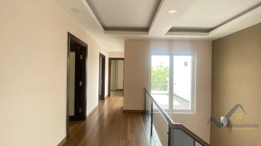Xem ảnh 9: Ảnh 9: Thuê biệt thự song lập Vinhome Riverside đã hoàn thiện nội thất