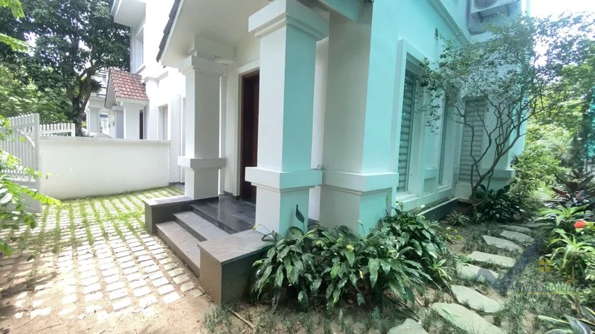 Xem ảnh 14: Ảnh 14: Thuê biệt thự song lập Vinhome Riverside đã hoàn thiện nội thất