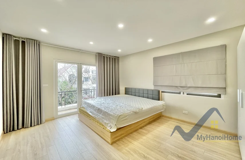 Xem ảnh 7: Ảnh 7: Thuê biệt thự song lập Vinhomes Riverside đủ đồ có sông, 4PN
