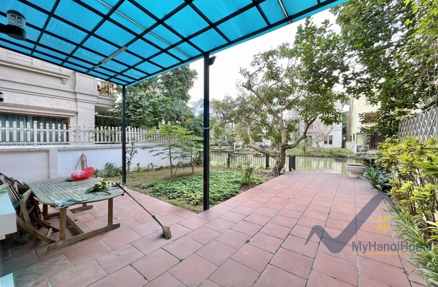 Xem ảnh 16: Ảnh 16: Thuê biệt thự song lập Vinhomes Riverside đủ đồ có sông, 4PN