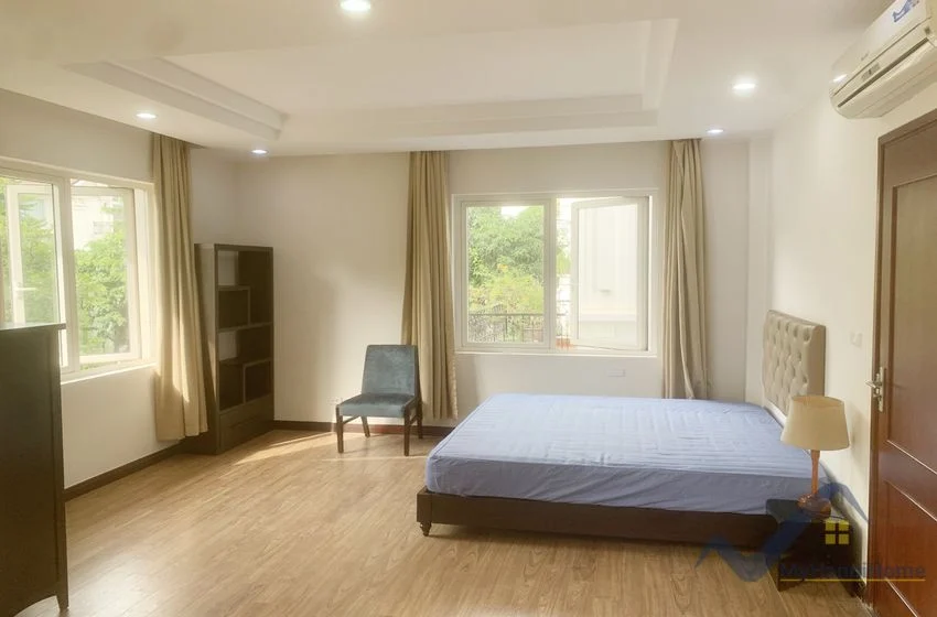 Xem ảnh 6: Ảnh 6: Thuê biệt thự song lập Vinhomes Riverside đủ đồ gần Almaz