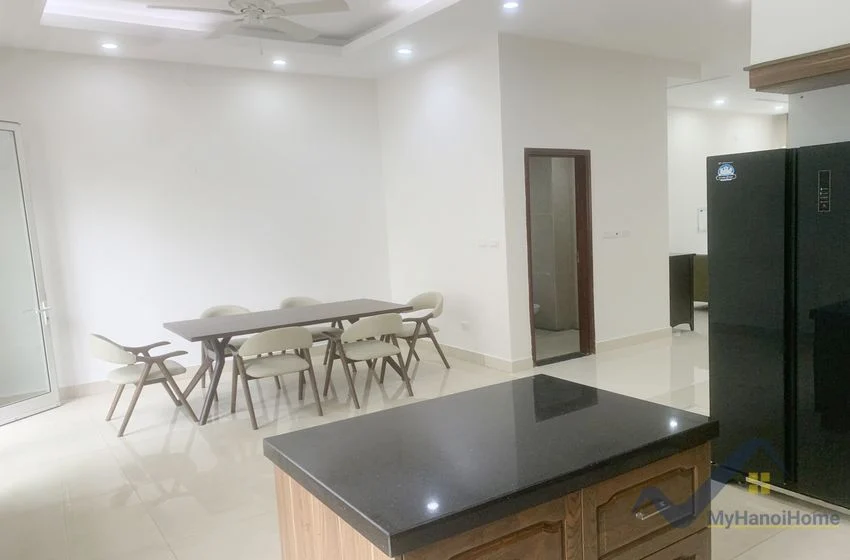 Xem ảnh 17: Ảnh 17: Thuê biệt thự song lập Vinhomes Riverside đủ đồ gần Almaz
