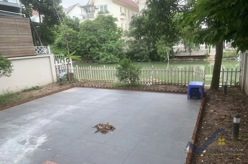 Xem ảnh 19: Ảnh 19: Thuê biệt thự song lập Vinhomes Riverside đủ đồ gần Almaz