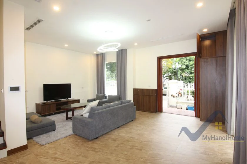 Xem ảnh 2: Ảnh 2: Thuê biệt thự song lập Vinhomes Riverside Hoa Sữa full đồ