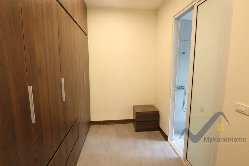 Xem ảnh 4: Ảnh 4: Thuê biệt thự song lập Vinhomes Riverside Hoa Sữa full đồ