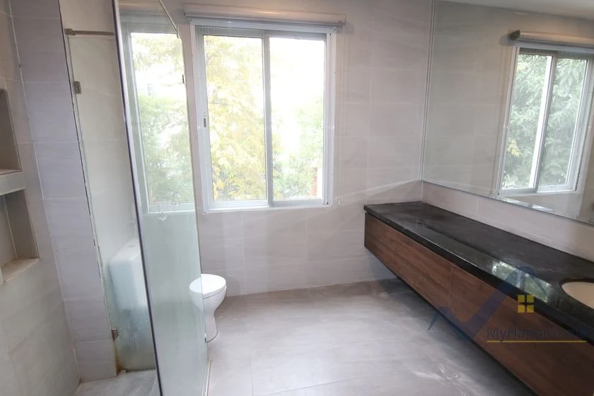 Xem ảnh 5: Ảnh 5: Thuê biệt thự song lập Vinhomes Riverside Hoa Sữa full đồ