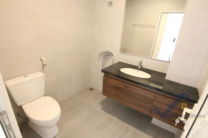Xem ảnh 8: Ảnh 8: Thuê biệt thự song lập Vinhomes Riverside Hoa Sữa full đồ