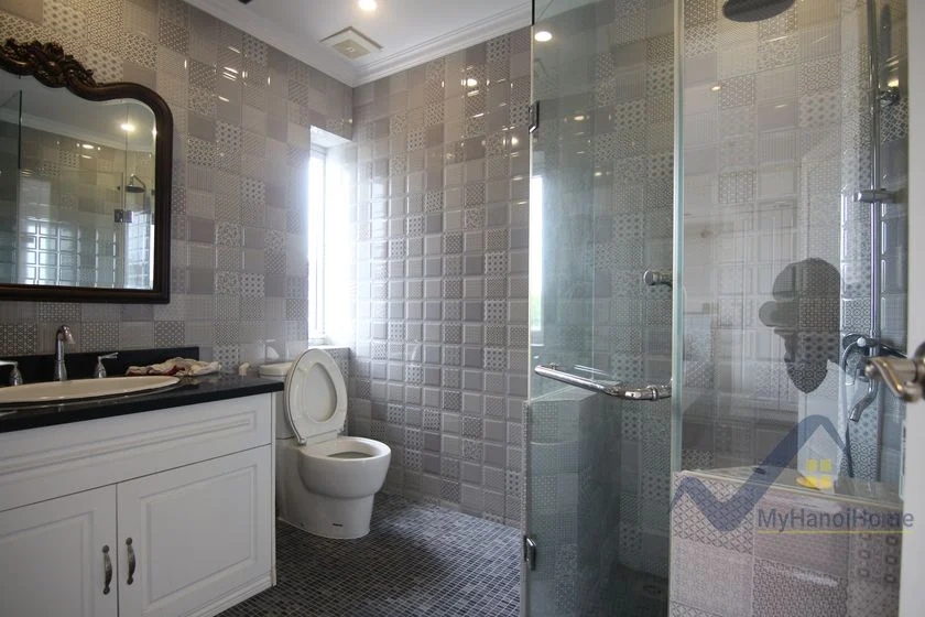 Xem ảnh 15: Ảnh 15: Thuê biệt thự Vinhomes Riverside đơn lập có thang máy