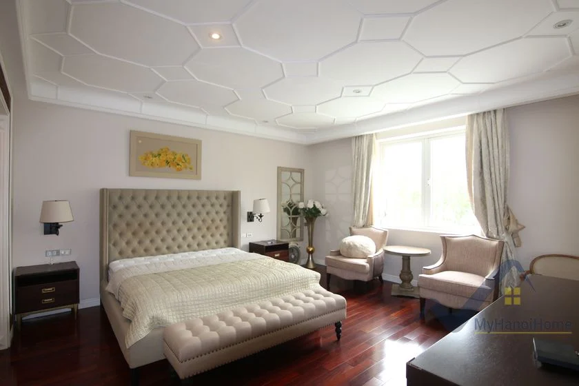 Xem ảnh 24: Ảnh 24: Thuê biệt thự Vinhomes Riverside đơn lập có thang máy