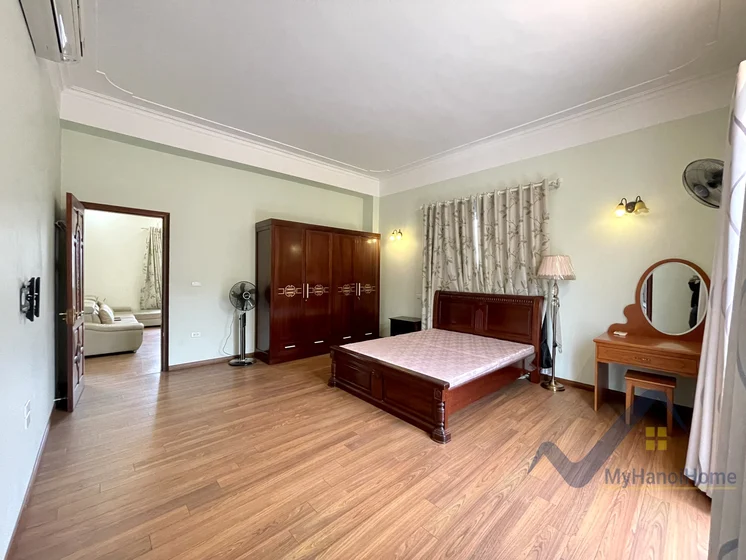Xem ảnh 5: Ảnh 5: Thuê biệt thự Vinhomes Riverside, full đồ căn đơn lập