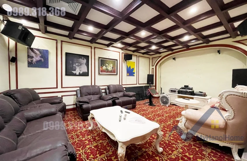 Xem ảnh 4: Ảnh 4: Thuê biệt thự Vinhomes Riverside full nội thất, phòng xông hơi