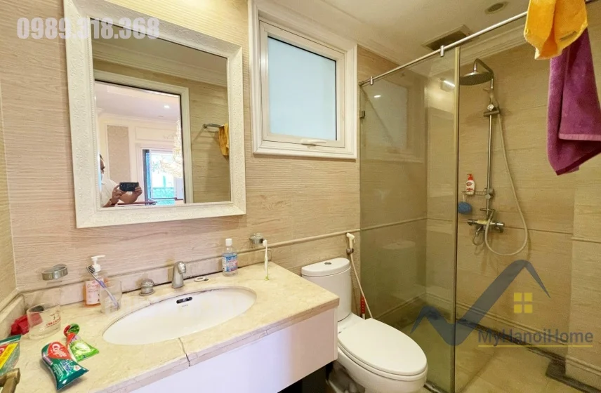 Xem ảnh 14: Ảnh 14: Thuê biệt thự Vinhomes Riverside full nội thất, phòng xông hơi