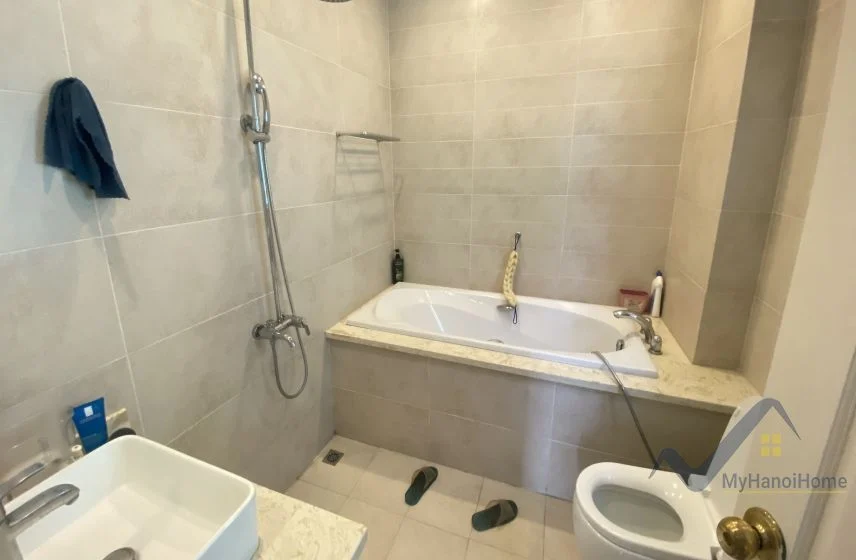 Xem ảnh 12: Ảnh 12: Thuê biệt thự Vinhomes Riverside full nội thất Tân Cổ Điển