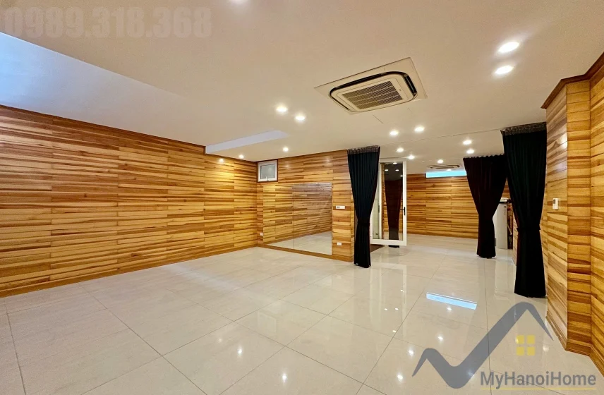 Xem ảnh 6: Ảnh 6: Thuê biệt thự Vinhomes Riverside Hoa Sữa, 200m2 full nội thất