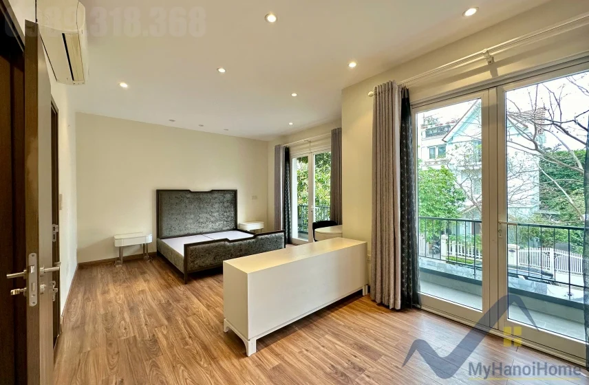 Xem ảnh 12: Ảnh 12: Thuê biệt thự Vinhomes Riverside Hoa Sữa, 200m2 full nội thất