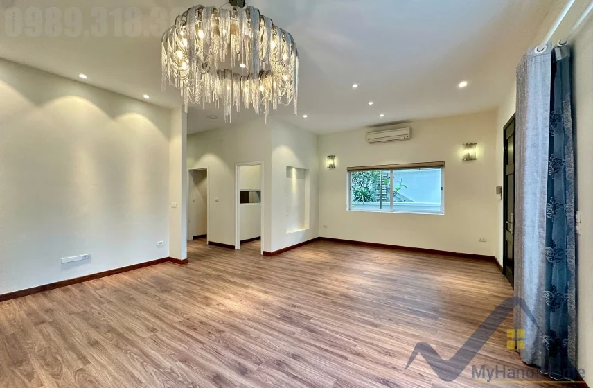 Xem ảnh 14: Ảnh 14: Thuê biệt thự Vinhomes Riverside Hoa Sữa, 200m2 full nội thất