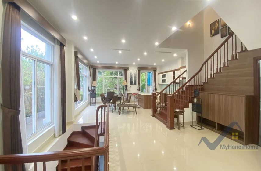Xem ảnh 13: Ảnh 13: Thuê biệt thự Vinhomes Riverside song lập hoàn thiện full