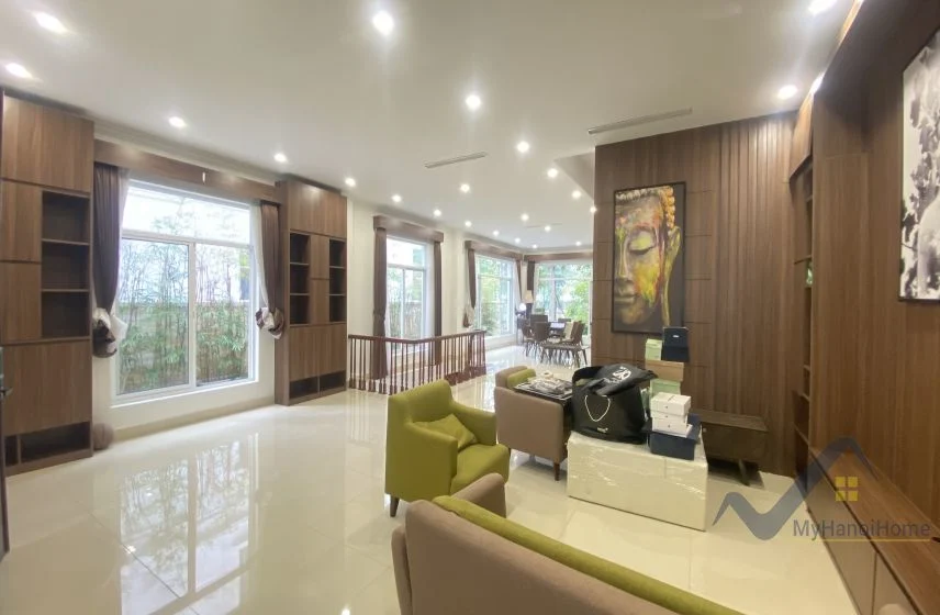 Xem ảnh 16: Ảnh 16: Thuê biệt thự Vinhomes Riverside song lập hoàn thiện full