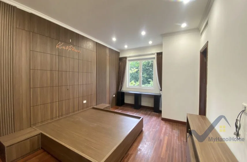 Xem ảnh 21: Ảnh 21: Thuê biệt thự Vinhomes Riverside song lập hoàn thiện full
