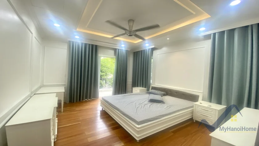 Xem ảnh 8: Ảnh 8: Thuê biệt thự Vinhomes Riverside song lập mới hoàn thiện
