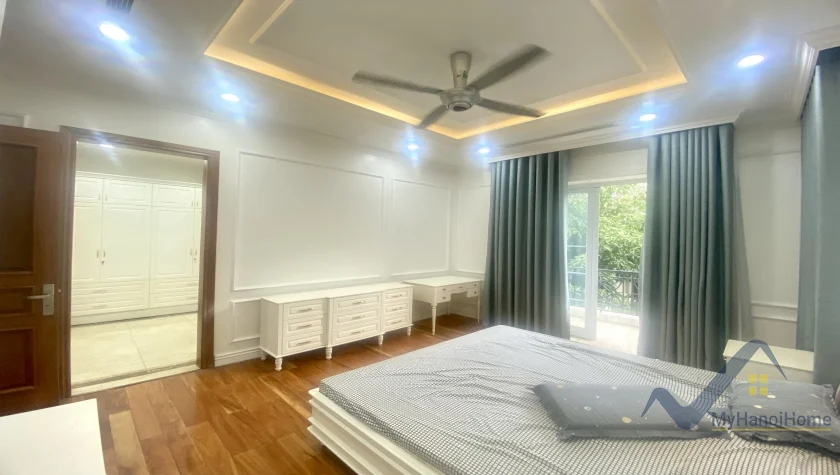 Xem ảnh 9: Ảnh 9: Thuê biệt thự Vinhomes Riverside song lập mới hoàn thiện