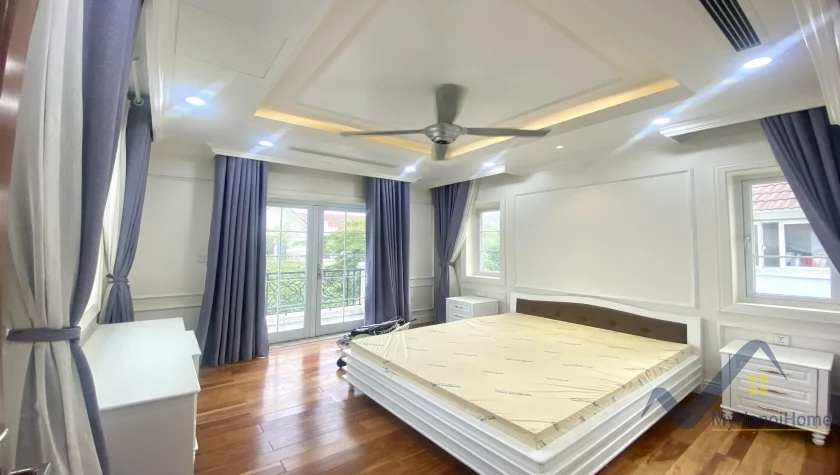 Xem ảnh 16: Ảnh 16: Thuê biệt thự Vinhomes Riverside song lập mới hoàn thiện