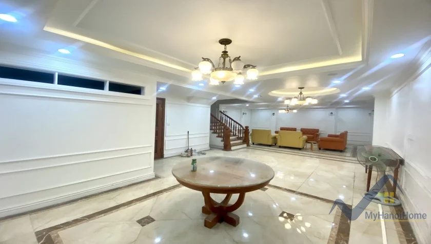 Xem ảnh 25: Ảnh 25: Thuê biệt thự Vinhomes Riverside song lập mới hoàn thiện