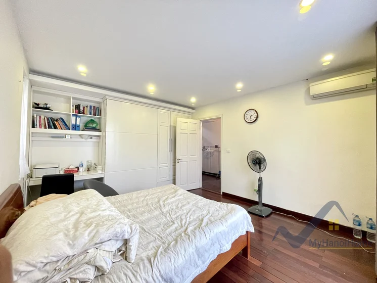 Xem ảnh 6: Ảnh 6: Thuê liền kề Vinhomes Riverside trang bị full nội thất hiện đại