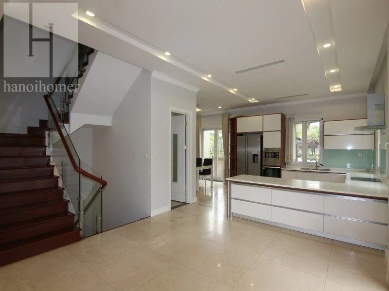 Xem ảnh 6: Ảnh 6: Thuê nhà biệt thự Hoa Sữa Vinhomes Riverside, có sông đủ đồ gần BIS