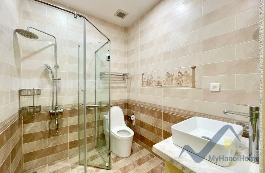 Xem ảnh 4: Ảnh 4: Thuê nhà liên kề Vinhomes Harmony đủ đồ có thang máy