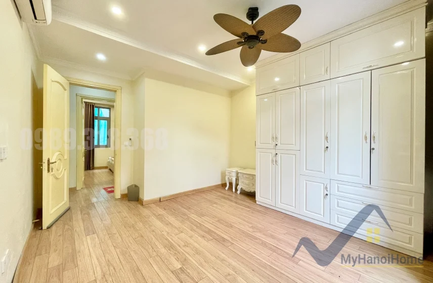 Xem ảnh 17: Ảnh 17: Thuê nhà liên kề Vinhomes Harmony đủ đồ có thang máy