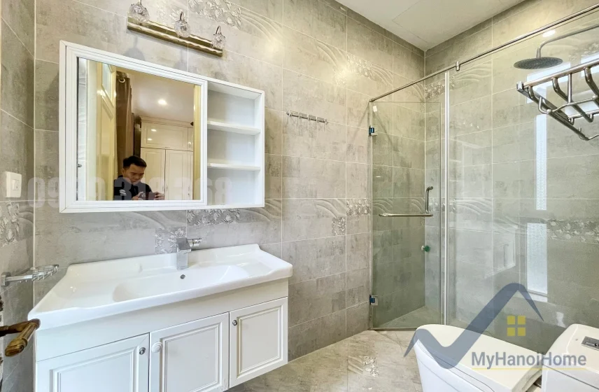 Xem ảnh 18: Ảnh 18: Thuê nhà liên kề Vinhomes Harmony đủ đồ có thang máy