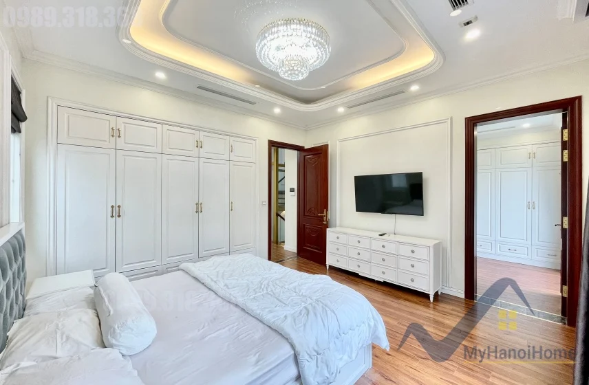 Xem ảnh 4: Ảnh 4: Cho thuê nhà tại Vinhome Riverside đường Hoa Phượng có thang máy
