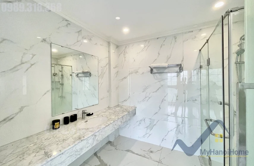 Xem ảnh 15: Ảnh 15: Cho thuê nhà tại Vinhome Riverside đường Hoa Phượng có thang máy