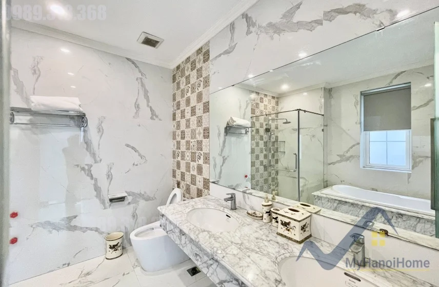Xem ảnh 19: Ảnh 19: Cho thuê nhà tại Vinhome Riverside đường Hoa Phượng có thang máy
