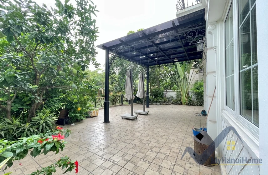 Xem ảnh 27: Ảnh 27: Cho thuê nhà tại Vinhome Riverside đường Hoa Phượng có thang máy