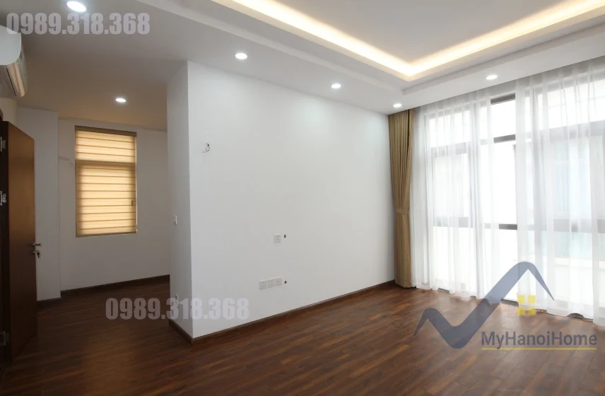 Xem ảnh 11: Ảnh 11: Thuê nhà Vinhomes Harmony không nội thất, mới sửa gần Vinschool và Hồ
