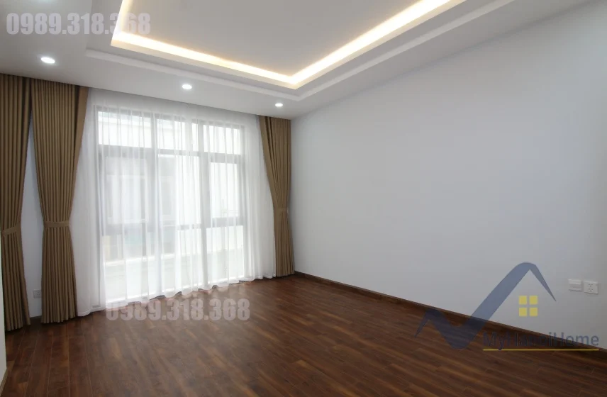Xem ảnh 21: Ảnh 21: Thuê nhà Vinhomes Harmony không nội thất, mới sửa gần Vinschool và Hồ