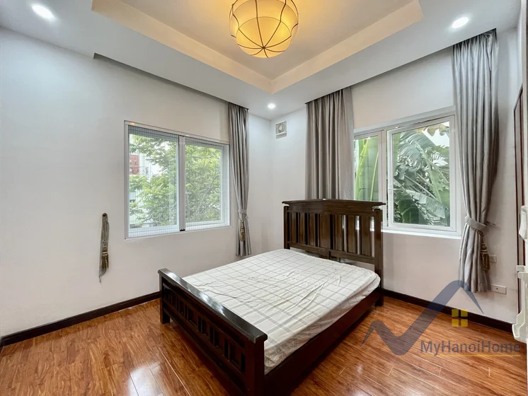 Xem ảnh 8: Ảnh 8: Thuê song lập biệt thự Vinhomes Riverside khu Hoa Sữa