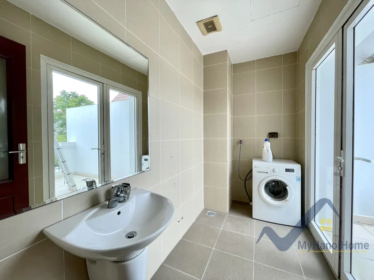 Xem ảnh 14: Ảnh 14: Thuê song lập biệt thự Vinhomes Riverside khu Hoa Sữa