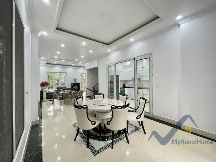 Xem ảnh 16: Ảnh 16: Thuê song lập biệt thự Vinhomes Riverside khu Hoa Sữa