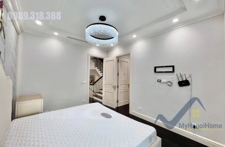 Xem ảnh 4: Ảnh 4: Thuê song lập Harmony full nội thất gần Vinschool và Hồ