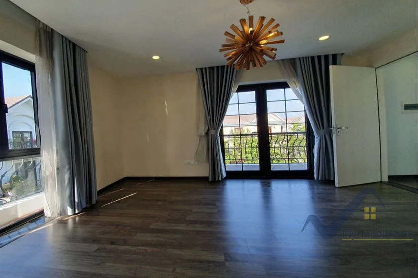 Xem ảnh 10: Ảnh 10: Thuê song lập Vinhomes Riverside Long Biên full nội thất
